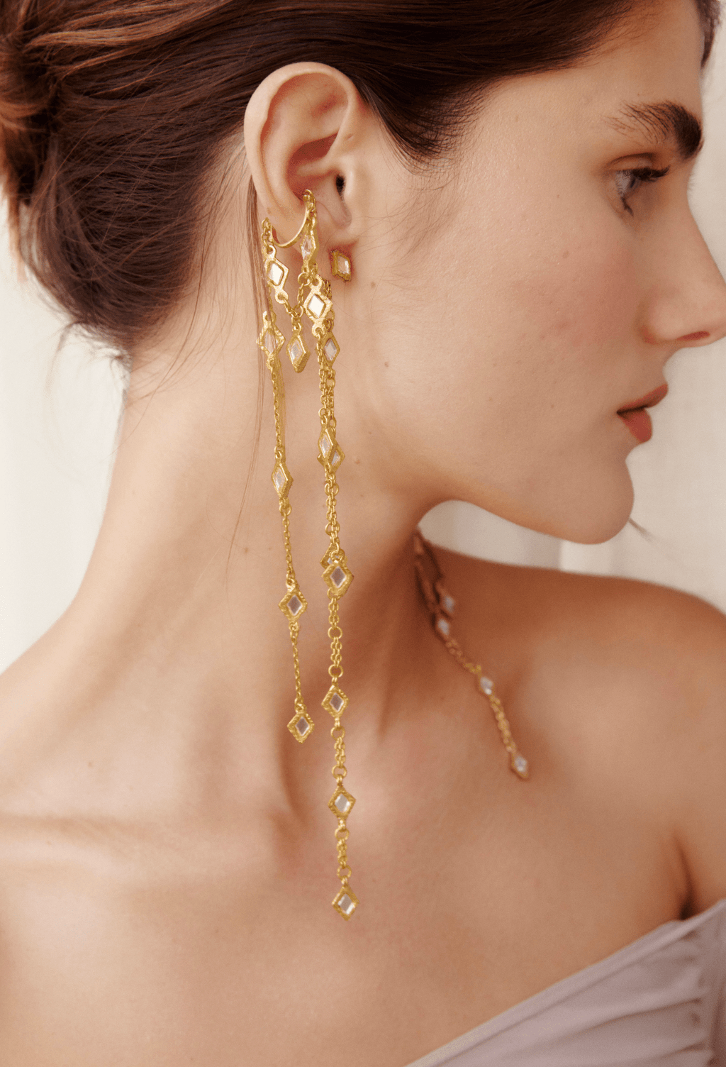 AVA GOLD EARCUFF