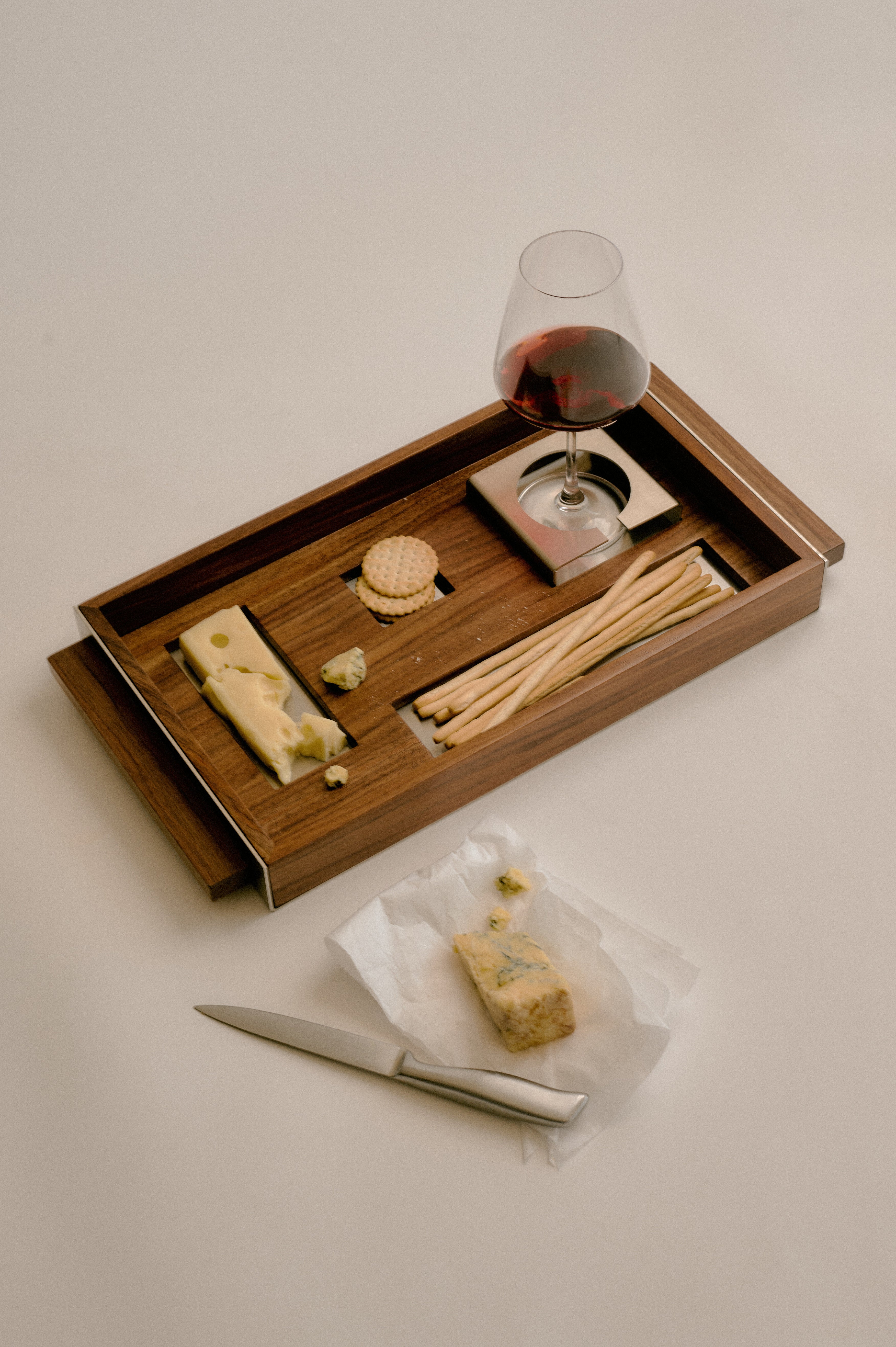 T4 Tray by Sofia De = Francesco