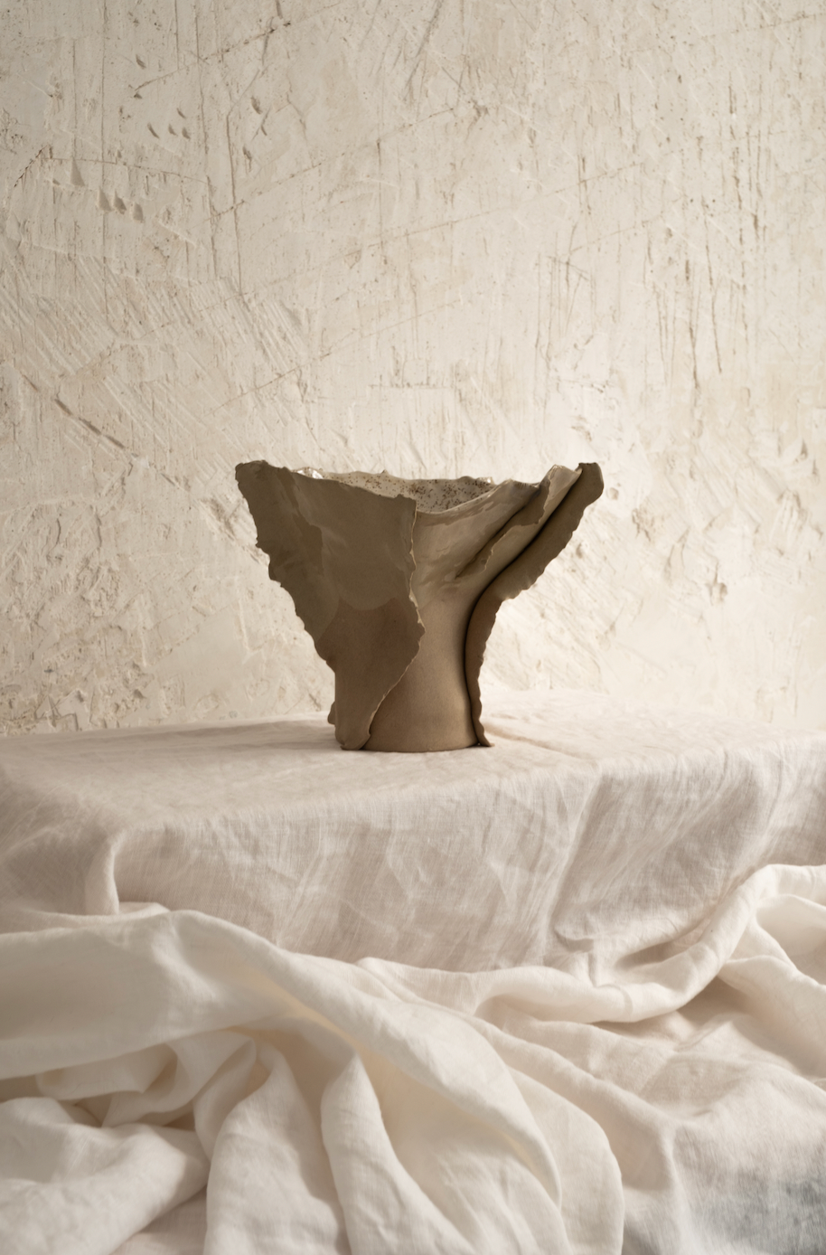 Petalo Bajo Flower Vase