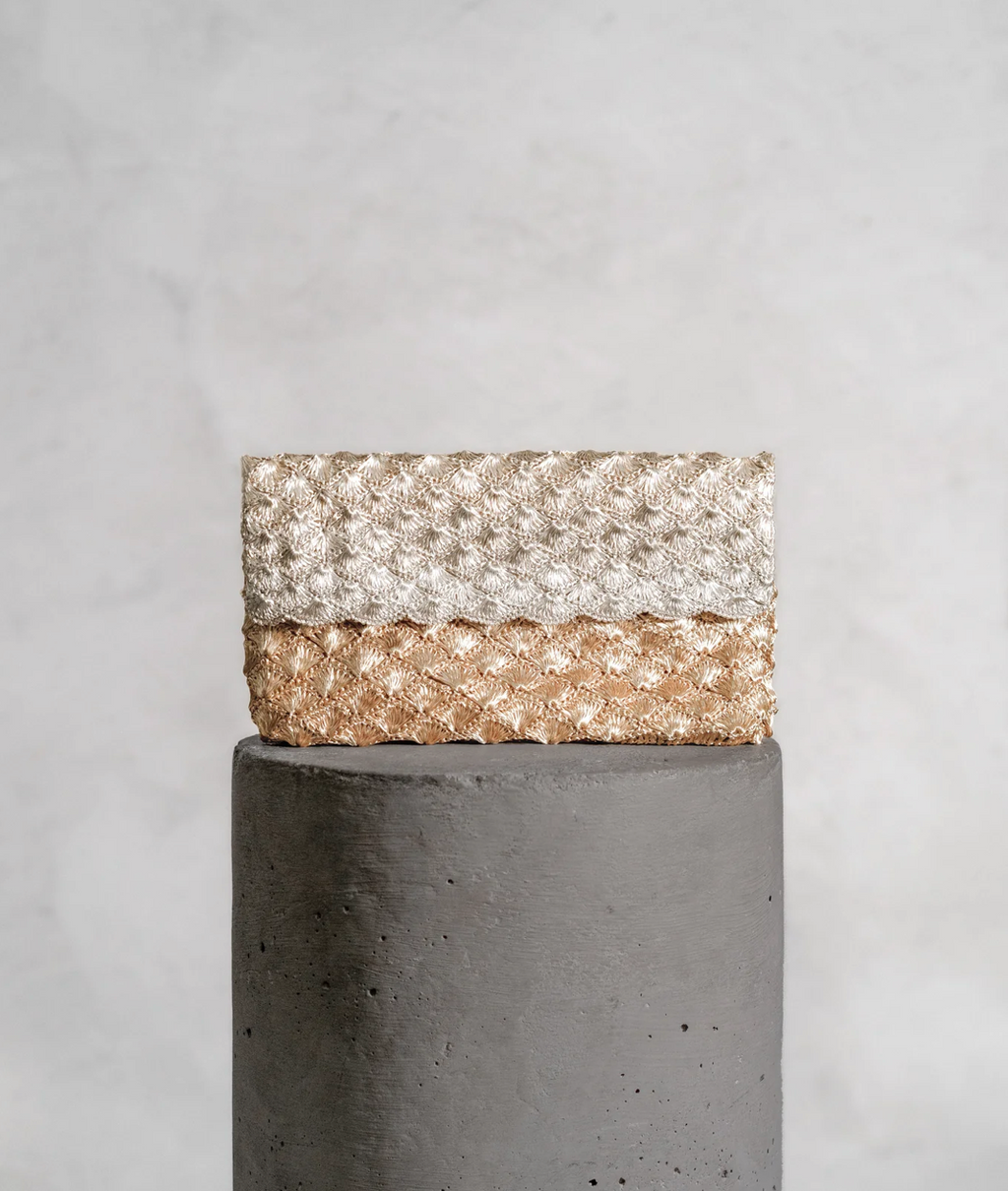 KAIA CLUTCH