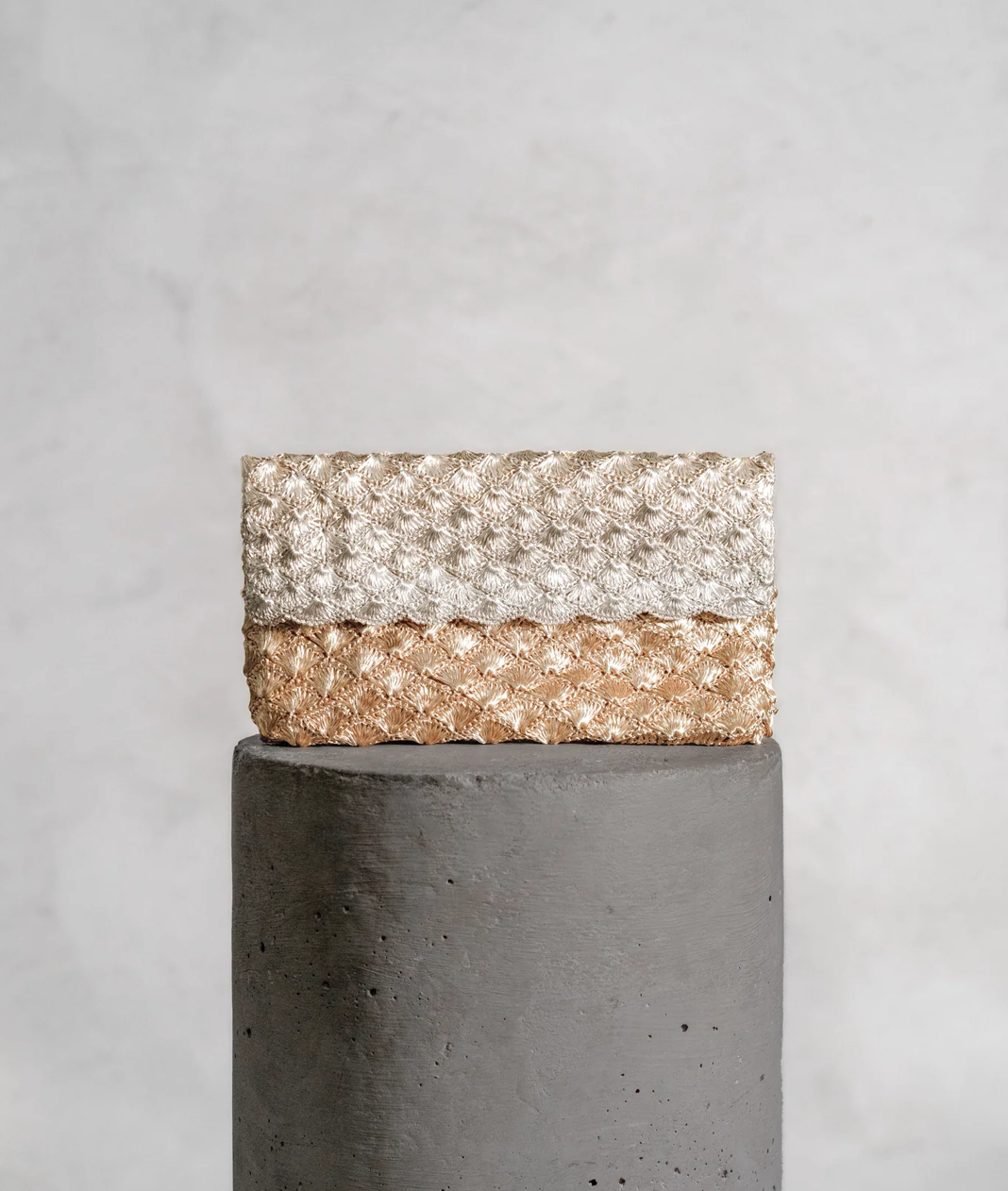 KAIA CLUTCH