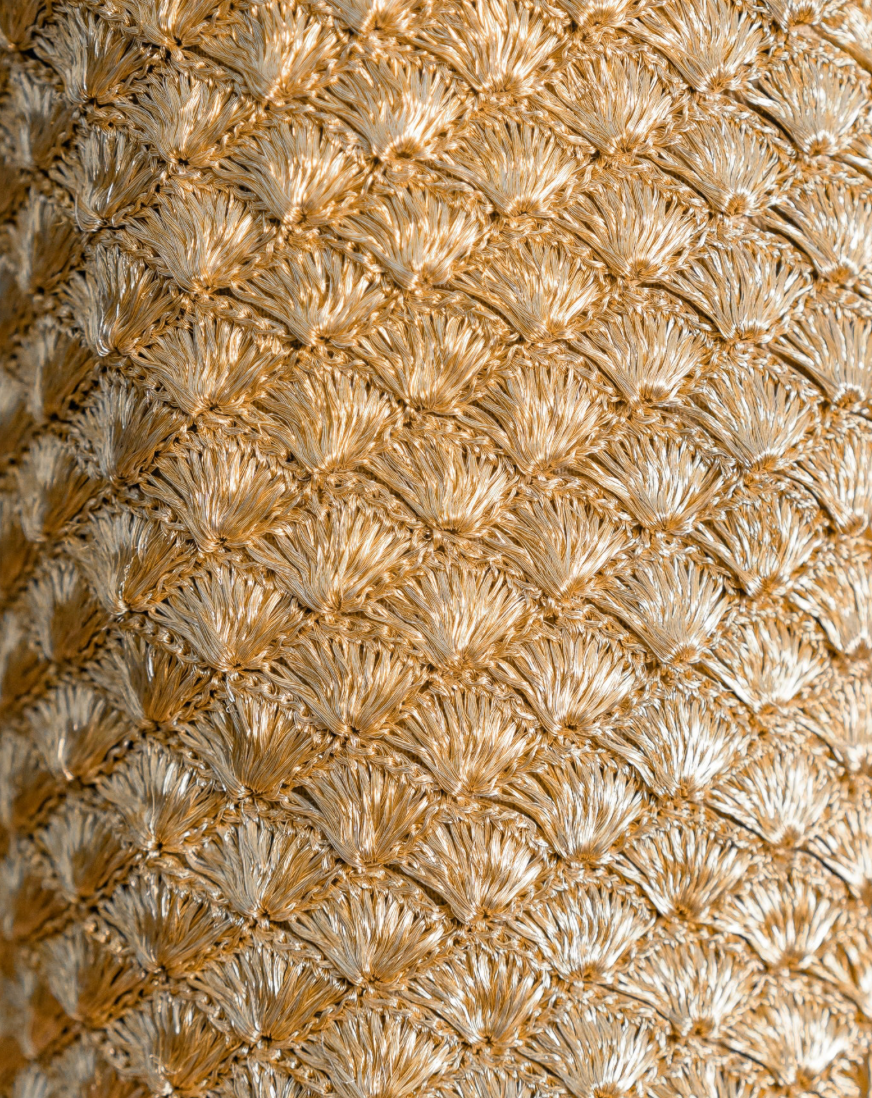 SEASHELL CLUTCH GOLD